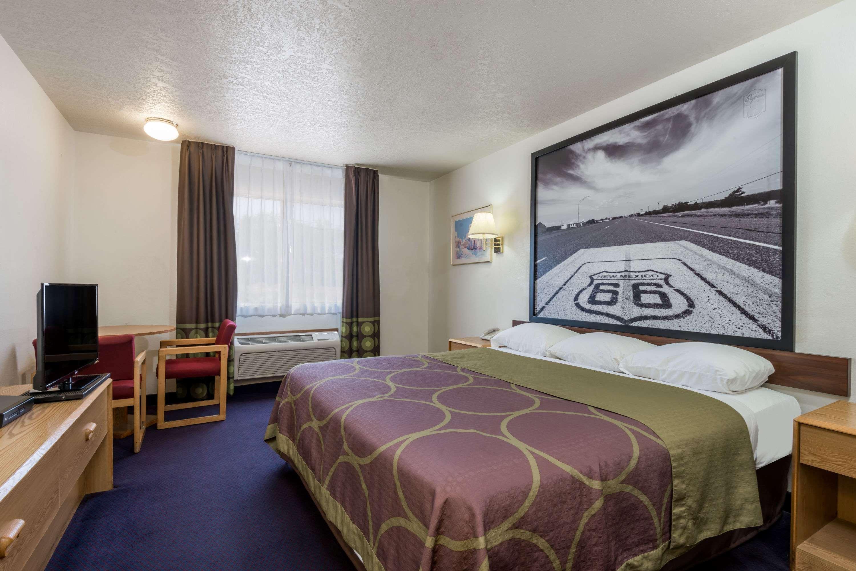Super 8 By Wyndham Bernalillo Hotel Exterior photo