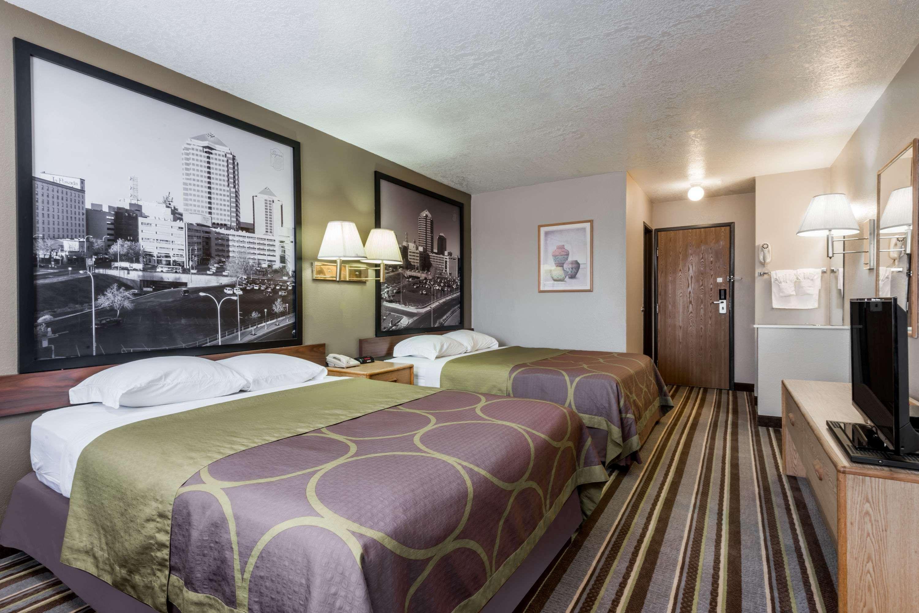 Super 8 By Wyndham Bernalillo Hotel Exterior photo
